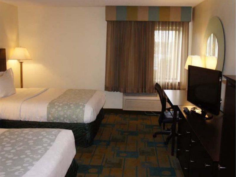 Wyndham Garden Columbia-Ft Jackson 호텔 외부 사진